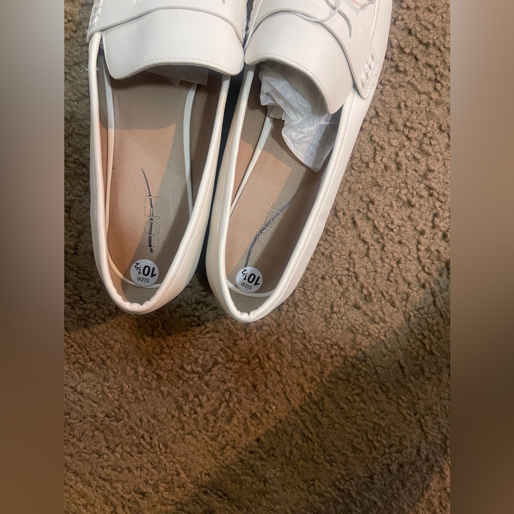LOFT Women’s Modern Penny Loafers - Picture 2 of 4